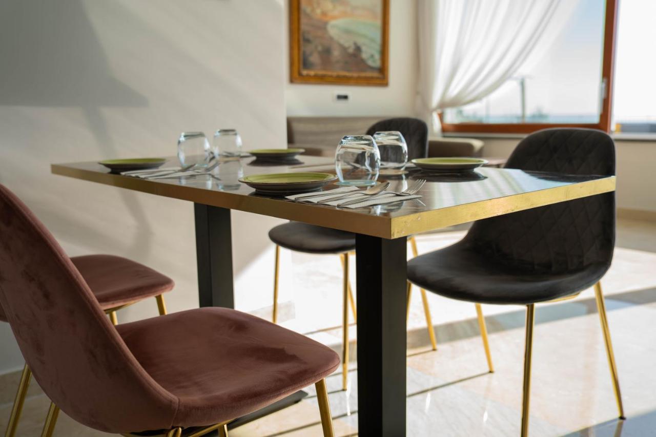 Villa Tito Livio Starguest Поццуолі Екстер'єр фото